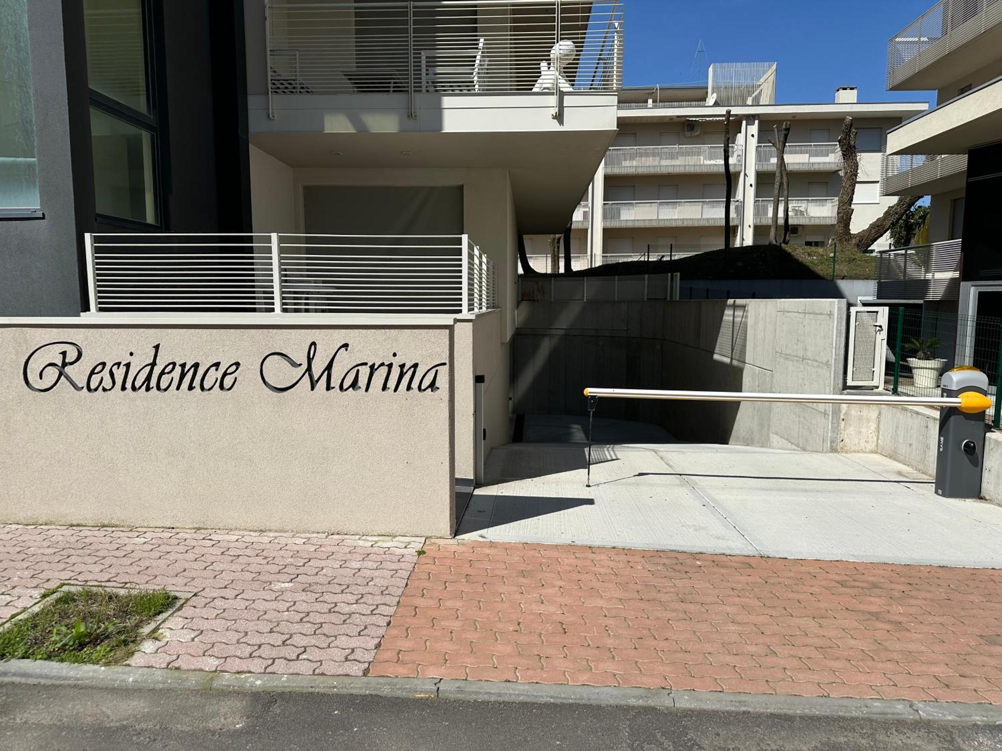 Marina Dream Beach Apartments With Sea View Terrace - Agenzia Cocal 卡奥莱 外观 照片